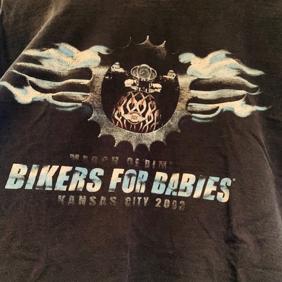 • graphic biker tee • - Picture 3 of 4